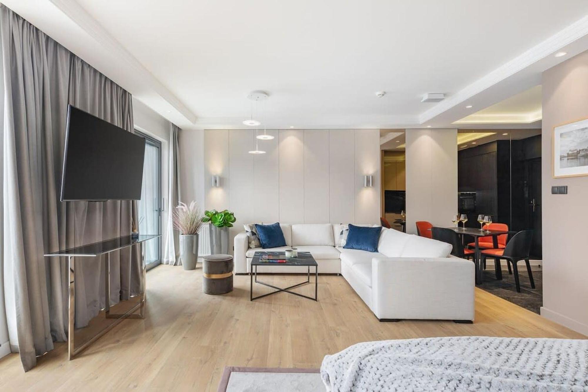 Rent Like Home - Deo Plaza Wyspa Spichrzow Gdańsk Eksteriør billede