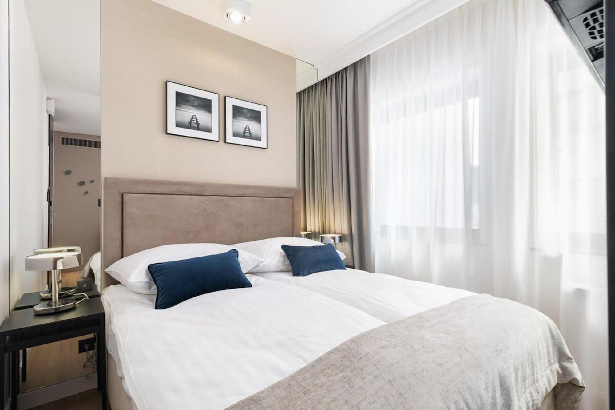 Rent Like Home - Deo Plaza Wyspa Spichrzow Gdańsk Eksteriør billede