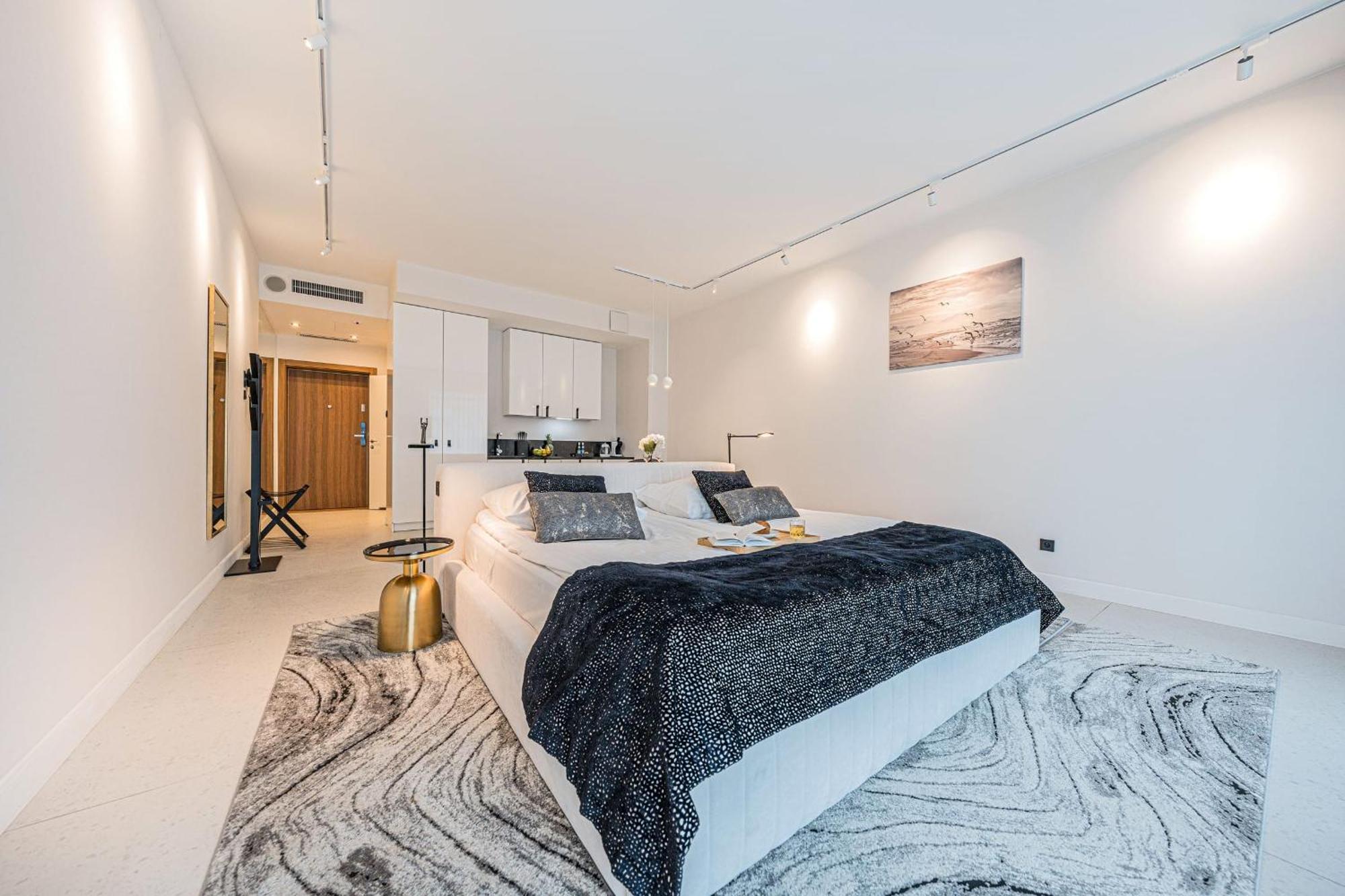 Rent Like Home - Deo Plaza Wyspa Spichrzow Gdańsk Eksteriør billede
